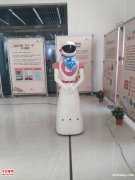 成都特色光影城市心跳出租智能送餐机器人低价出租 成都特色光影城市心跳出租智能送餐机器人低价出租