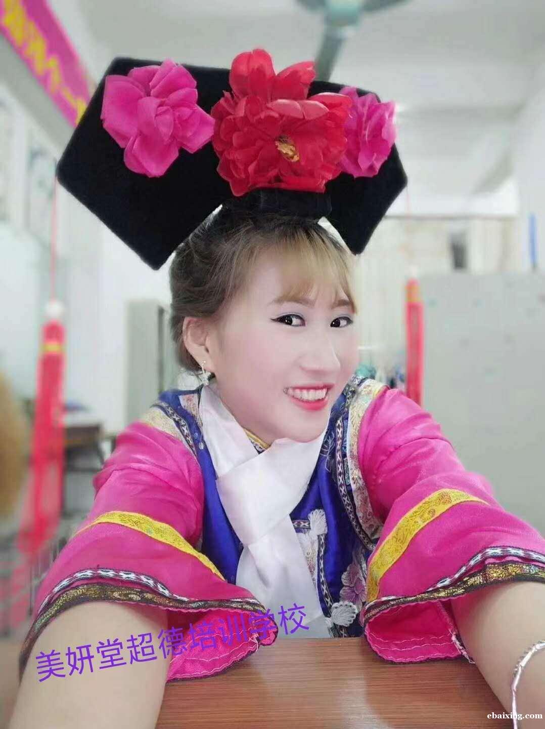 东莞东坑角社学化妆形象设计班到角社超德学校 东莞东坑角社学化妆形象设计班到角社超德学校