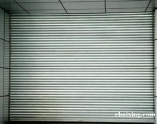 模式口安装电动卷帘门商场安装水晶卷帘门价格放心