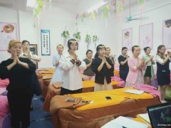 东坑超德培训学校，专业学习美容化妆，随到随学不拖课