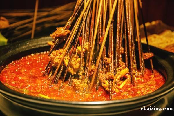 串串香的制作流程 串串香的制作流程