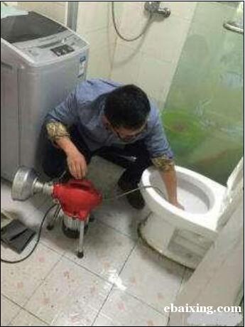 沌口体育中心下水道堵了找我们疏通住在附近上门方便 沌口体育中心下水道堵了找我们疏通住在附近上门方便